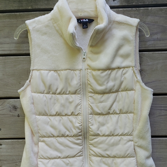 NWOT Fila Super Soft Vest/Jacket 😍 - Picture 4 of 10
